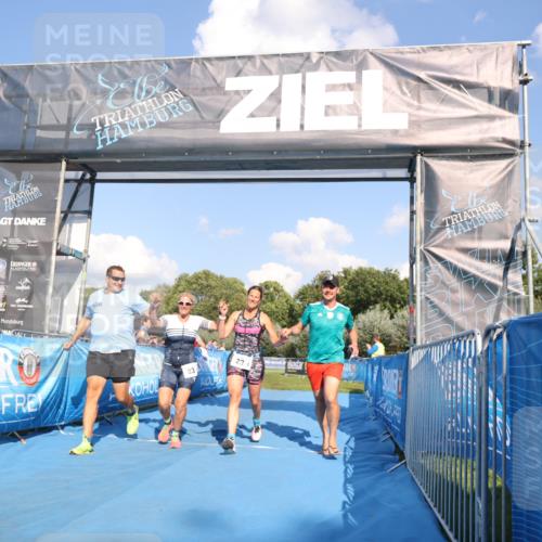 25.08.2024 - Elbe Triathlon Hamburg H.Heesch http://msf.ph/oto/6859974 25.08.2024 16:36:01 Ziel  meine-sportfotos.de