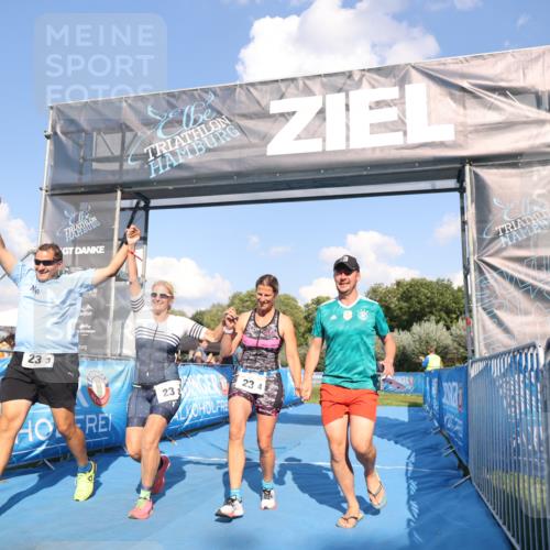 25.08.2024 - Elbe Triathlon Hamburg H.Heesch http://msf.ph/oto/6860039 25.08.2024 16:36:02 Ziel  meine-sportfotos.de