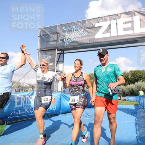 25.08.2024 - Elbe Triathlon Hamburg H.Heesch http://msf.ph/oto/6860071 25.08.2024 16:36:03 Ziel  meine-sportfotos.de