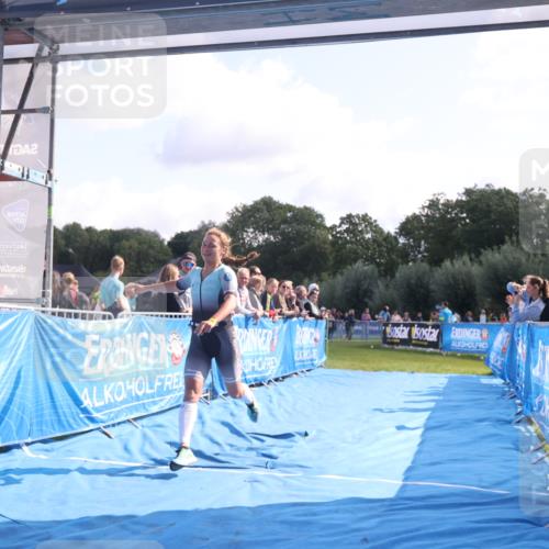 25.08.2024 - Elbe Triathlon Hamburg H.Heesch http://msf.ph/oto/6860153 25.08.2024 11:01:30 Ziel 482 meine-sportfotos.de