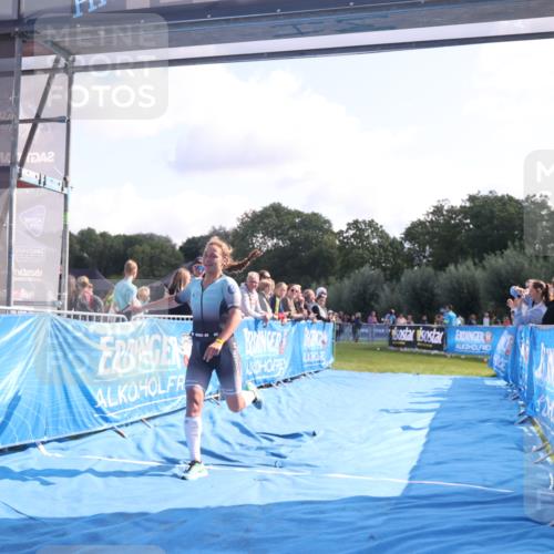 25.08.2024 - Elbe Triathlon Hamburg H.Heesch http://msf.ph/oto/6860155 25.08.2024 11:01:30 Ziel 482 meine-sportfotos.de