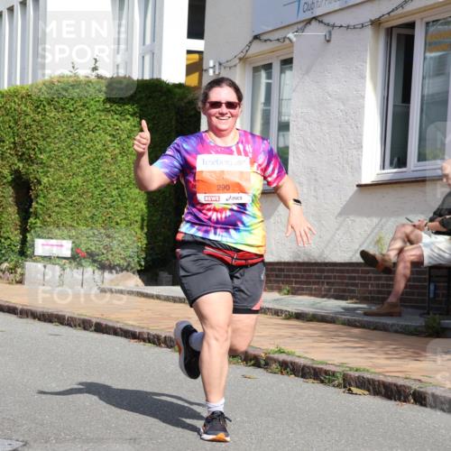 25.08.2024 - 20. Blankeneser Heldenlauf Strokosch-Dieckow http://msf.ph/oto/6860189 25.08.2024 10:01:22 Ziel 290 meine-sportfotos.de