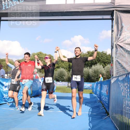 25.08.2024 - Elbe Triathlon Hamburg H.Heesch http://msf.ph/oto/6860195 25.08.2024 16:36:42 Ziel  meine-sportfotos.de