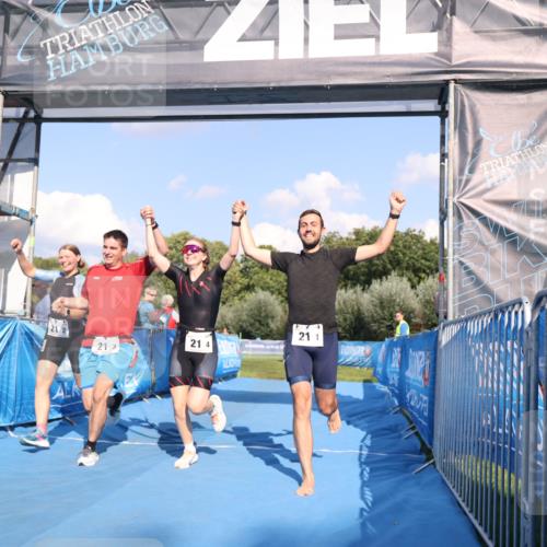 25.08.2024 - Elbe Triathlon Hamburg H.Heesch http://msf.ph/oto/6860205 25.08.2024 16:36:42 Ziel  meine-sportfotos.de