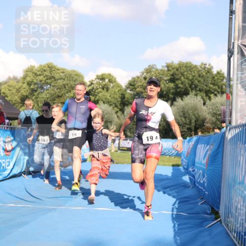 25.08.2024 - Elbe Triathlon Hamburg H.Heesch http://msf.ph/oto/6860306 25.08.2024 16:42:02 Ziel  meine-sportfotos.de