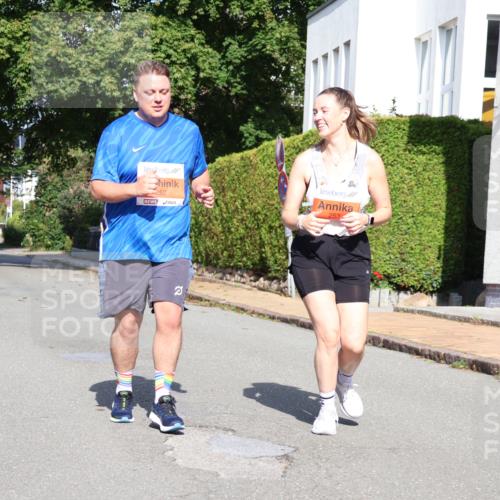 25.08.2024 - 20. Blankeneser Heldenlauf Strokosch-Dieckow http://msf.ph/oto/6860347 25.08.2024 10:06:56 Ziel 106, 252, 253 meine-sportfotos.de