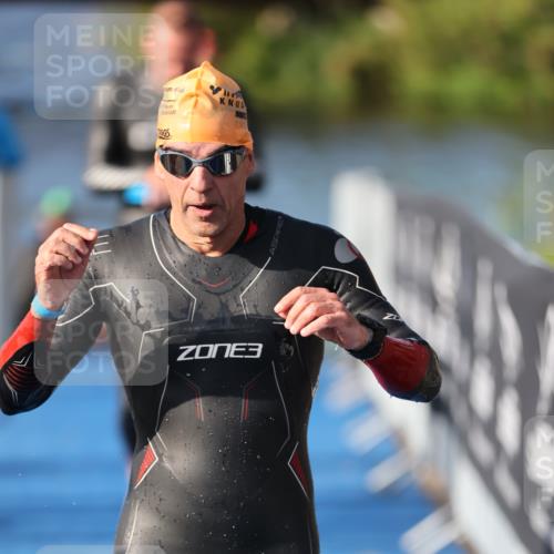 25.08.2024 - Elbe Triathlon Hamburg H.Heesch http://msf.ph/oto/6860376 25.08.2024 09:14:30 Schwimmen 338, 404, 414, 415, 419, 465 meine-sportfotos.de