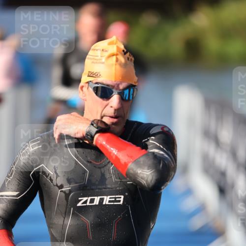 25.08.2024 - Elbe Triathlon Hamburg H.Heesch http://msf.ph/oto/6860401 25.08.2024 09:14:31 Schwimmen 338, 404, 414, 415, 419, 465 meine-sportfotos.de