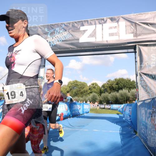 25.08.2024 - Elbe Triathlon Hamburg H.Heesch http://msf.ph/oto/6860409 25.08.2024 16:42:03 Ziel  meine-sportfotos.de