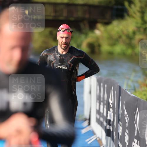 25.08.2024 - Elbe Triathlon Hamburg H.Heesch http://msf.ph/oto/6860472 25.08.2024 09:14:34 Schwimmen 338, 404, 414, 415, 419, 465 meine-sportfotos.de