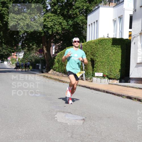 25.08.2024 - 20. Blankeneser Heldenlauf Strokosch-Dieckow http://msf.ph/oto/6860513 25.08.2024 10:09:57 Ziel 6012 meine-sportfotos.de