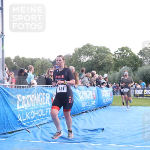 25.08.2024 - Elbe Triathlon Hamburg H.Heesch http://msf.ph/oto/6860581 25.08.2024 11:02:54 Ziel 131, 182, 222 meine-sportfotos.de