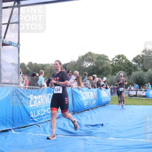 25.08.2024 - Elbe Triathlon Hamburg H.Heesch http://msf.ph/oto/6860591 25.08.2024 11:02:54 Ziel 131, 182, 222 meine-sportfotos.de