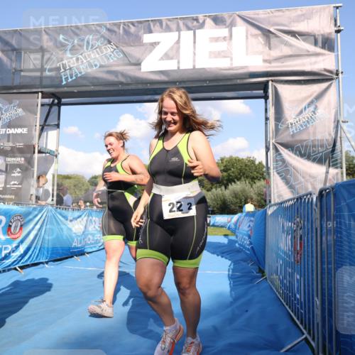 25.08.2024 - Elbe Triathlon Hamburg H.Heesch http://msf.ph/oto/6860663 25.08.2024 16:42:23 Ziel  meine-sportfotos.de