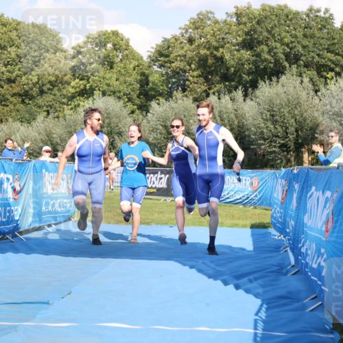 25.08.2024 - Elbe Triathlon Hamburg H.Heesch http://msf.ph/oto/6860685 25.08.2024 16:43:06 Ziel  meine-sportfotos.de