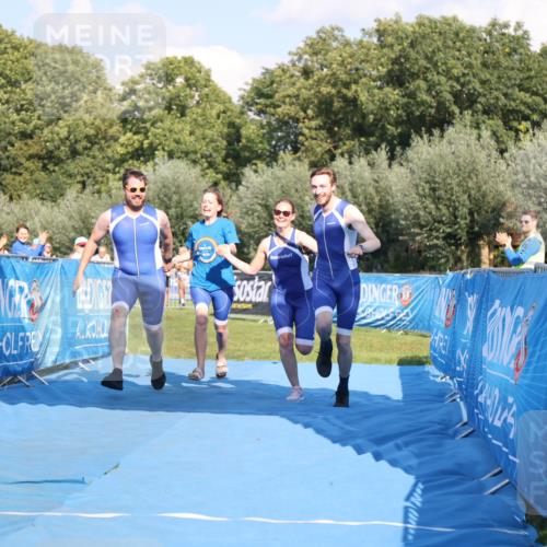 25.08.2024 - Elbe Triathlon Hamburg H.Heesch http://msf.ph/oto/6860695 25.08.2024 16:43:07 Ziel  meine-sportfotos.de