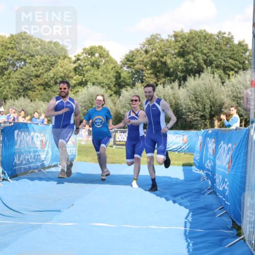 25.08.2024 - Elbe Triathlon Hamburg H.Heesch http://msf.ph/oto/6860720 25.08.2024 16:43:07 Ziel  meine-sportfotos.de