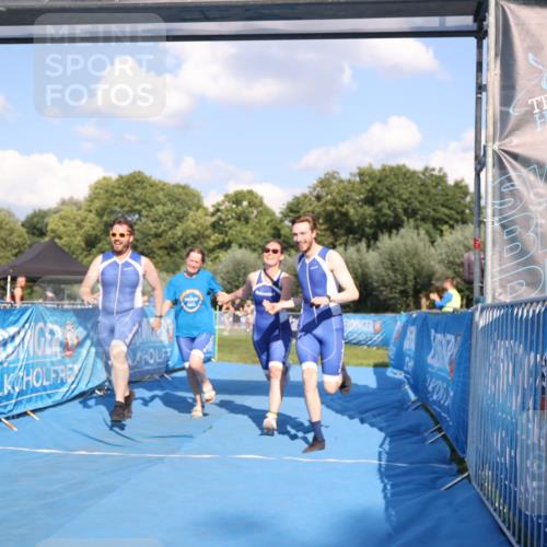 25.08.2024 - Elbe Triathlon Hamburg H.Heesch http://msf.ph/oto/6860767 25.08.2024 16:43:07 Ziel  meine-sportfotos.de