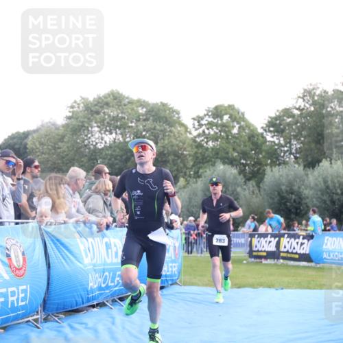 25.08.2024 - Elbe Triathlon Hamburg H.Heesch http://msf.ph/oto/6860788 25.08.2024 11:03:11 Ziel 177, 283, 290 meine-sportfotos.de
