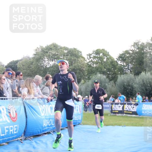 25.08.2024 - Elbe Triathlon Hamburg H.Heesch http://msf.ph/oto/6860791 25.08.2024 11:03:11 Ziel 177, 283, 290 meine-sportfotos.de