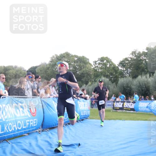 25.08.2024 - Elbe Triathlon Hamburg H.Heesch http://msf.ph/oto/6860802 25.08.2024 11:03:11 Ziel 177, 283, 290 meine-sportfotos.de