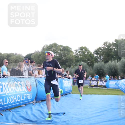 25.08.2024 - Elbe Triathlon Hamburg H.Heesch http://msf.ph/oto/6860806 25.08.2024 11:03:11 Ziel 177, 283, 290 meine-sportfotos.de