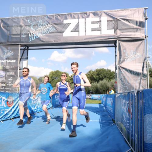 25.08.2024 - Elbe Triathlon Hamburg H.Heesch http://msf.ph/oto/6860817 25.08.2024 16:43:08 Ziel  meine-sportfotos.de