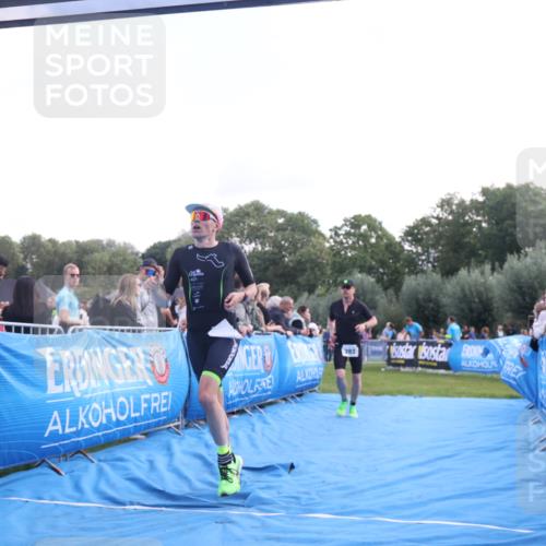 25.08.2024 - Elbe Triathlon Hamburg H.Heesch http://msf.ph/oto/6860818 25.08.2024 11:03:11 Ziel 177, 283, 290 meine-sportfotos.de