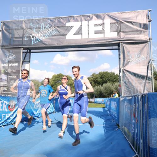 25.08.2024 - Elbe Triathlon Hamburg H.Heesch http://msf.ph/oto/6860821 25.08.2024 16:43:08 Ziel  meine-sportfotos.de