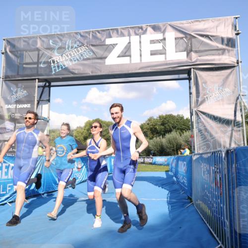 25.08.2024 - Elbe Triathlon Hamburg H.Heesch http://msf.ph/oto/6860828 25.08.2024 16:43:08 Ziel  meine-sportfotos.de
