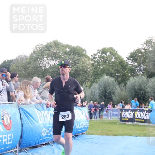 25.08.2024 - Elbe Triathlon Hamburg H.Heesch http://msf.ph/oto/6860834 25.08.2024 11:03:13 Ziel 233, 283, 290 meine-sportfotos.de