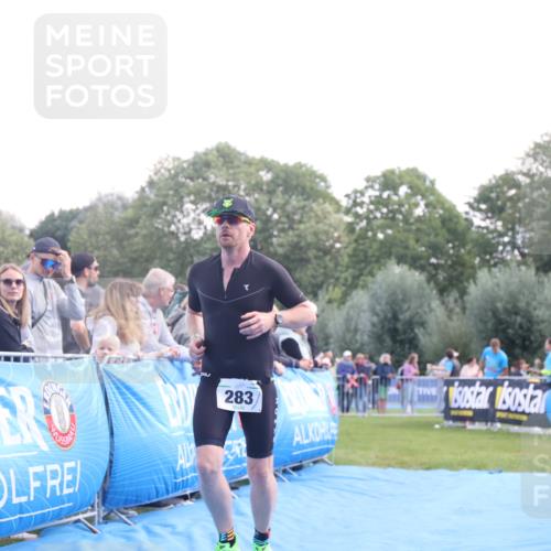 25.08.2024 - Elbe Triathlon Hamburg H.Heesch http://msf.ph/oto/6860841 25.08.2024 11:03:13 Ziel 233, 283, 290 meine-sportfotos.de