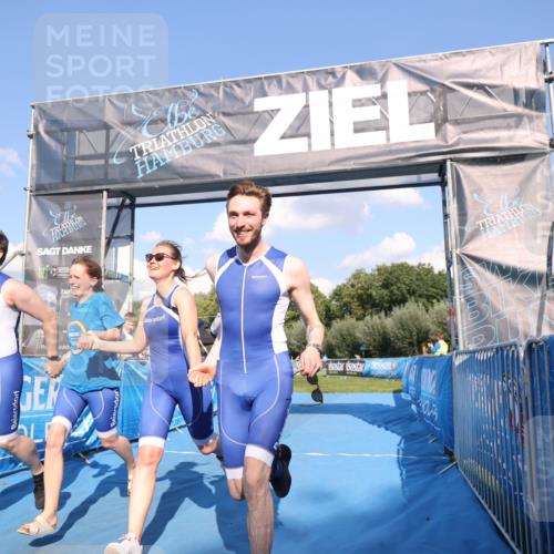 25.08.2024 - Elbe Triathlon Hamburg H.Heesch http://msf.ph/oto/6860850 25.08.2024 16:43:08 Ziel  meine-sportfotos.de