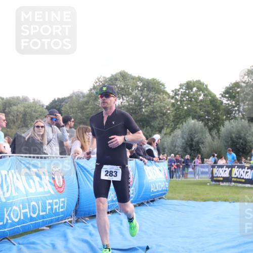25.08.2024 - Elbe Triathlon Hamburg H.Heesch http://msf.ph/oto/6860852 25.08.2024 11:03:13 Ziel 233, 283, 290 meine-sportfotos.de