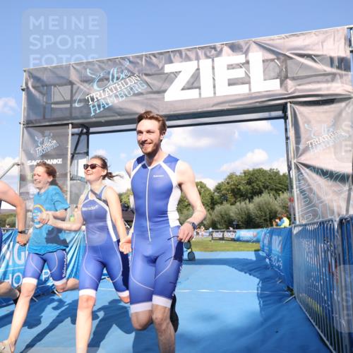 25.08.2024 - Elbe Triathlon Hamburg H.Heesch http://msf.ph/oto/6860853 25.08.2024 16:43:09 Ziel  meine-sportfotos.de