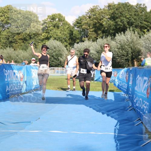 25.08.2024 - Elbe Triathlon Hamburg H.Heesch http://msf.ph/oto/6860862 25.08.2024 16:46:45 Ziel  meine-sportfotos.de