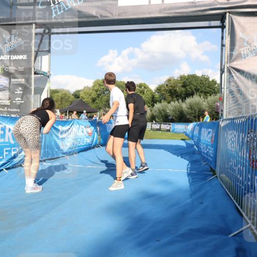 25.08.2024 - Elbe Triathlon Hamburg H.Heesch http://msf.ph/oto/6860972 25.08.2024 16:46:48 Ziel  meine-sportfotos.de