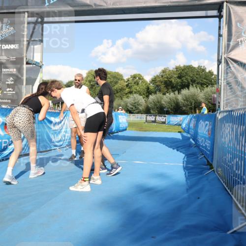 25.08.2024 - Elbe Triathlon Hamburg H.Heesch http://msf.ph/oto/6861016 25.08.2024 16:46:50 Ziel  meine-sportfotos.de