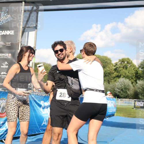 25.08.2024 - Elbe Triathlon Hamburg H.Heesch http://msf.ph/oto/6861028 25.08.2024 16:46:53 Ziel  meine-sportfotos.de