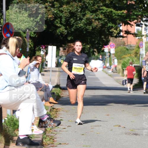 25.08.2024 - 20. Blankeneser Heldenlauf Strokosch-Dieckow http://msf.ph/oto/6861029 25.08.2024 10:14:22 Ziel 6285, 6439 meine-sportfotos.de