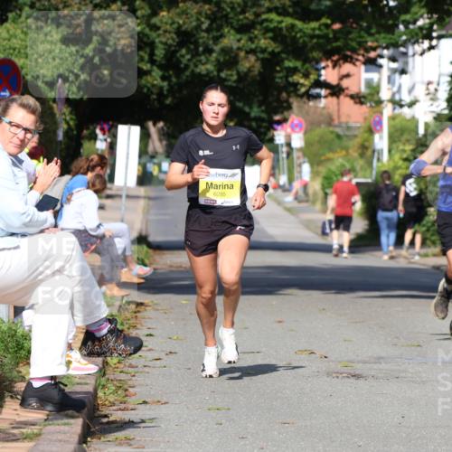 25.08.2024 - 20. Blankeneser Heldenlauf Strokosch-Dieckow http://msf.ph/oto/6861041 25.08.2024 10:14:24 Ziel 6285, 6439 meine-sportfotos.de