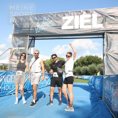 25.08.2024 - Elbe Triathlon Hamburg H.Heesch http://msf.ph/oto/6861077 25.08.2024 16:46:54 Ziel  meine-sportfotos.de