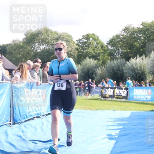 25.08.2024 - Elbe Triathlon Hamburg H.Heesch http://msf.ph/oto/6861100 25.08.2024 11:03:42 Ziel 136, 615 meine-sportfotos.de