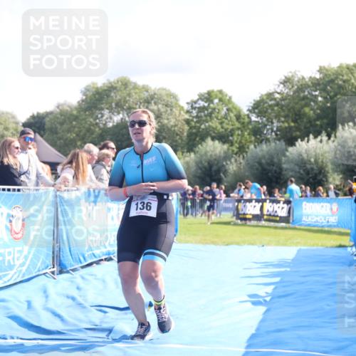 25.08.2024 - Elbe Triathlon Hamburg H.Heesch http://msf.ph/oto/6861116 25.08.2024 11:03:42 Ziel 136, 615 meine-sportfotos.de