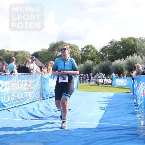 25.08.2024 - Elbe Triathlon Hamburg H.Heesch http://msf.ph/oto/6861143 25.08.2024 11:03:43 Ziel 136, 615 meine-sportfotos.de