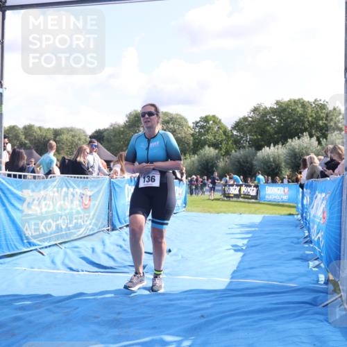 25.08.2024 - Elbe Triathlon Hamburg H.Heesch http://msf.ph/oto/6861154 25.08.2024 11:03:43 Ziel 136, 615 meine-sportfotos.de