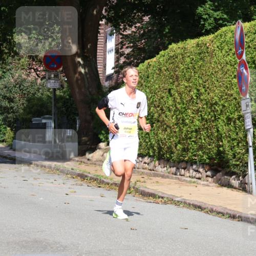 25.08.2024 - 20. Blankeneser Heldenlauf Strokosch-Dieckow http://msf.ph/oto/6861268 25.08.2024 10:15:14 Ziel 6458 meine-sportfotos.de