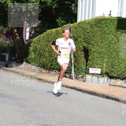 25.08.2024 - 20. Blankeneser Heldenlauf Strokosch-Dieckow http://msf.ph/oto/6861282 25.08.2024 10:15:14 Ziel 6458 meine-sportfotos.de
