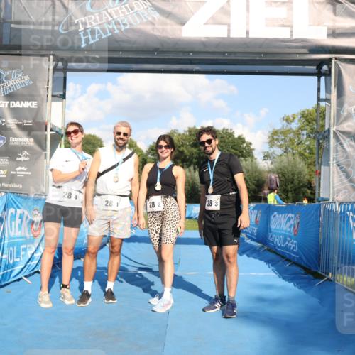 25.08.2024 - Elbe Triathlon Hamburg H.Heesch http://msf.ph/oto/6861289 25.08.2024 16:47:22 Ziel  meine-sportfotos.de