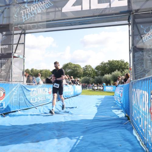 25.08.2024 - Elbe Triathlon Hamburg H.Heesch http://msf.ph/oto/6861337 25.08.2024 11:04:03 Ziel 264, 282, 317 meine-sportfotos.de